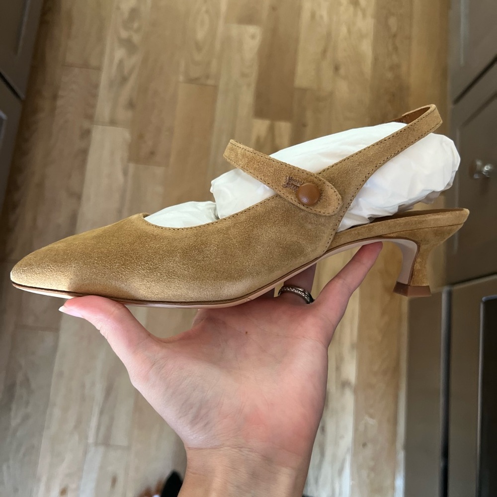 Shoe